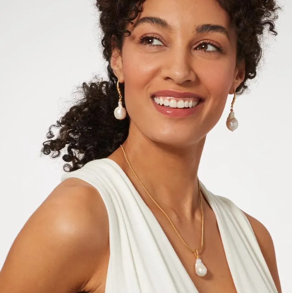 Cypriot Twist Pearl Pendant Necklace