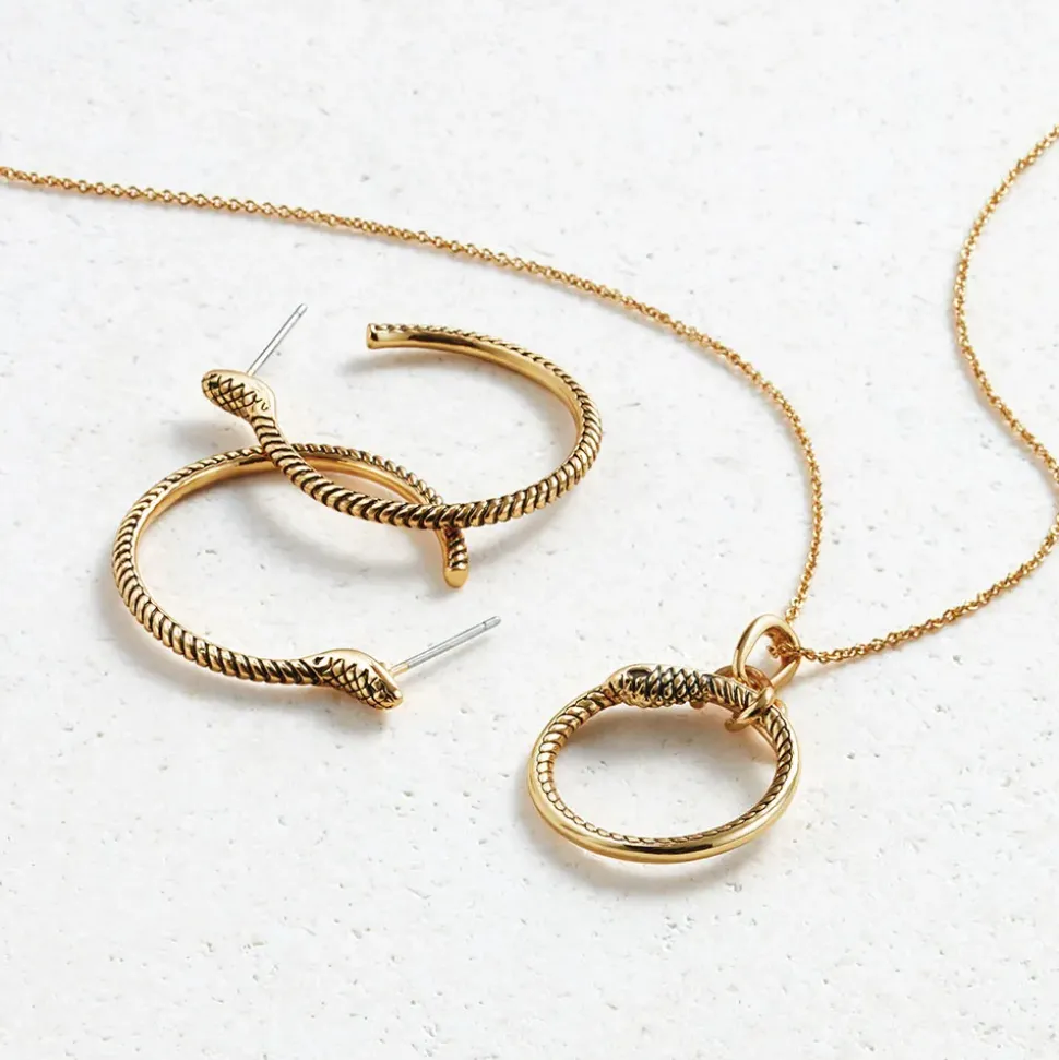 Serpentine Pendant Necklace
